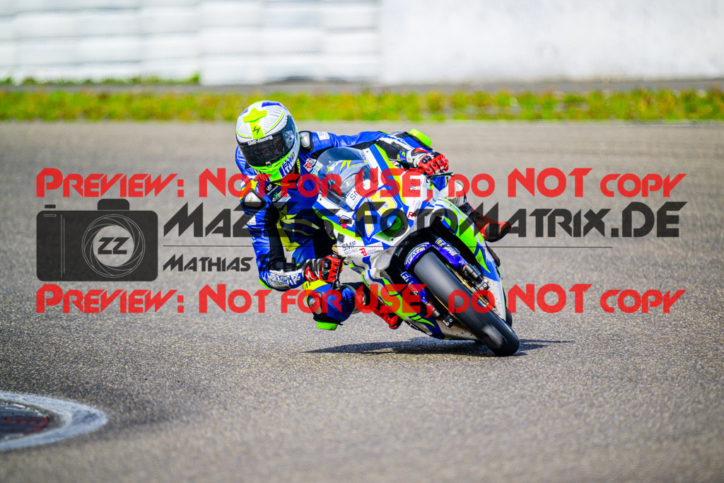 MaZZes_FotoMatrix_240911_6007705_4114 | WEISS