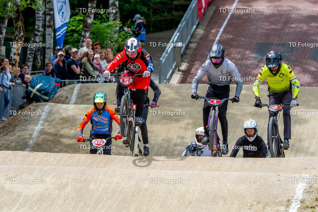 BayBMX2026-05818 | Fotogalerie von Thomas Dettweiler mit Eventbildern und lizenzfreien Fotos. Perfekt als Wandbild, für Büro, Website oder private Nutzung. - Realisiert mit Pictrs.com