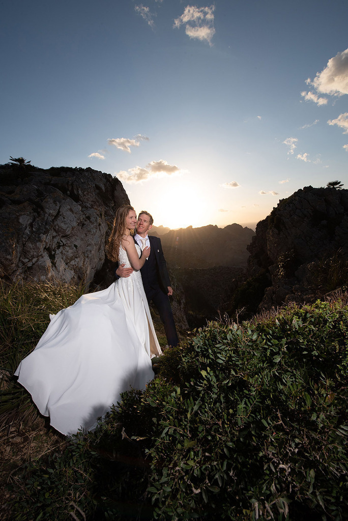 AUM_4406 | Mein Name ist Arkadius. Ich fotografiere Ihre Hochzeit in Frankfurt und im Umkreis von 200 km. Als Fotograf bin ich noch bekannt im Bereich Business- und Modefotografie.