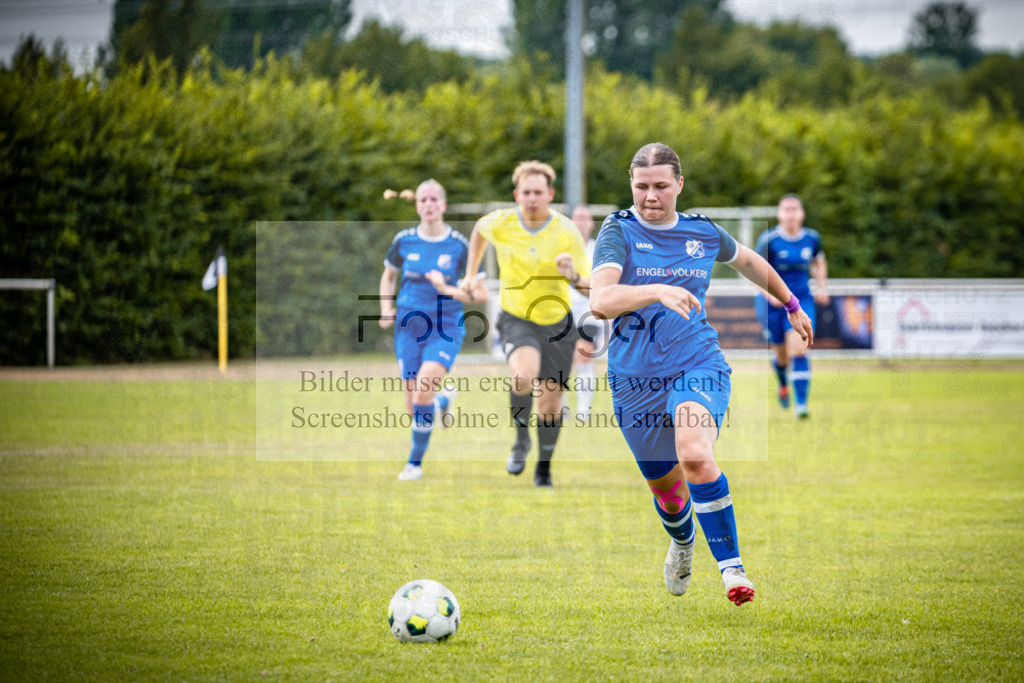SG Bohmte/Ostercappeln/Schwagstorf - SV Harderberg - Frauen Bezirkpokal | Frauen Bezirkpokal · 1. Damen - 1. Damen · Sportplatz - Realisiert mit Pictrs.com