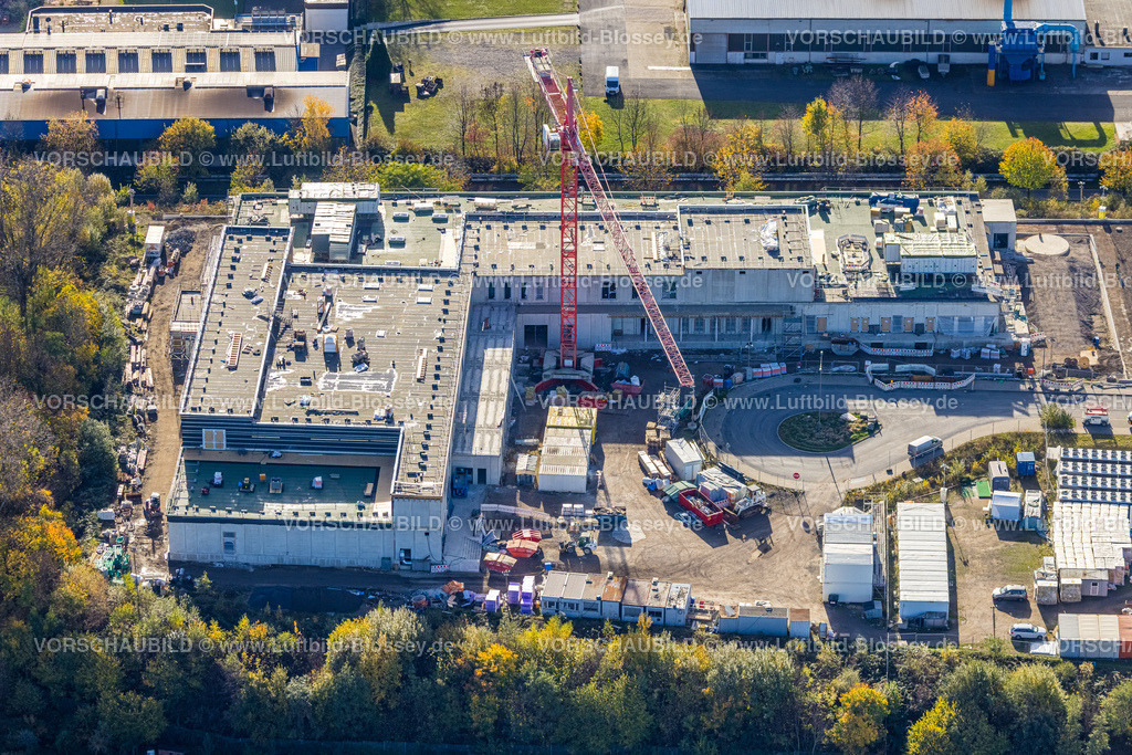 Bochum221100139 | Luftbild, Baustelle und Neubau im Gewerbegebiet An der Salzstraße, Neue Zentralküche des Katholischen Klinikums Bochum und der St. Elisabeth Gruppe, Gerthe, Bochum, Ruhrgebiet, Nordrhein-Westfalen, Deutschland
