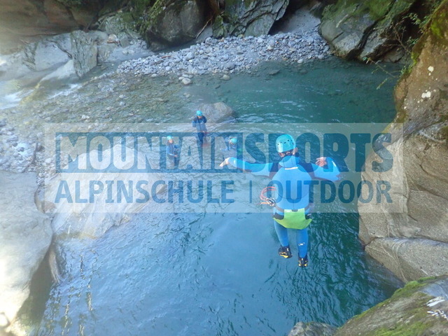 P9190052 | Bestelle die Bilder deines Berg- oder Wasser-Abenteuers mit Mountain Sports bequem von zu Hause aus direkt über unseren Online Fotoshop von pictrs.com. - Realisiert mit Pictrs.com