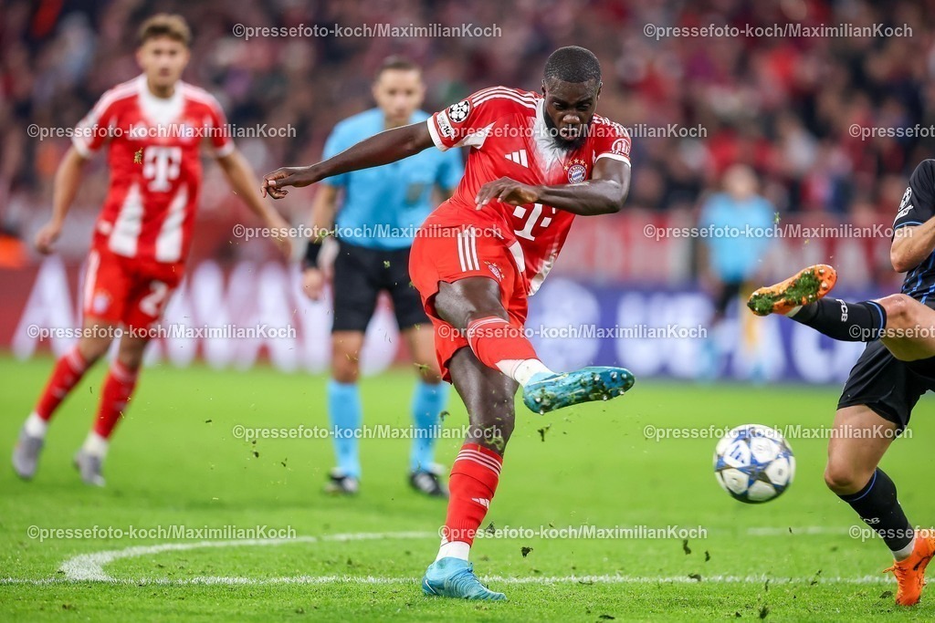 UCL22102501099 | 22.10.2025, Fußball, UEFA Champions League, FC Bayern München - Club Brügge, Allianz Arena, Saison 2025 2026: Dayot Upamecano&nbsp;(FC Bayern Muenchen #02) Regulations prohibit any use of photographs as image sequences and or quasi-video.
