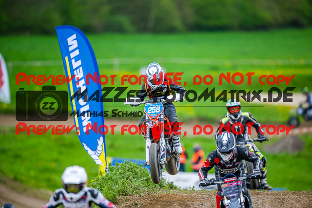 MaZZes_FotoMatrix_230506_9947 | S3