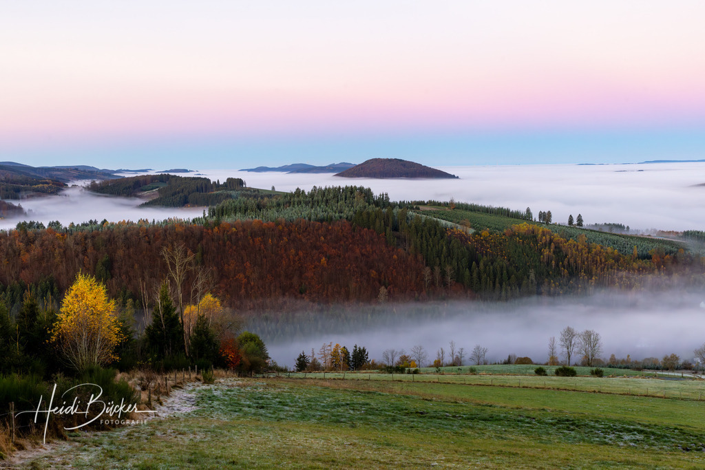 Inversionswetterlage im Lennetal | Bilder und Impressionen zu jeder Jahreszeit aus dem Sauerland im Naturpark Sauerland-Rothaargebirge - Realisiert mit Pictrs.com