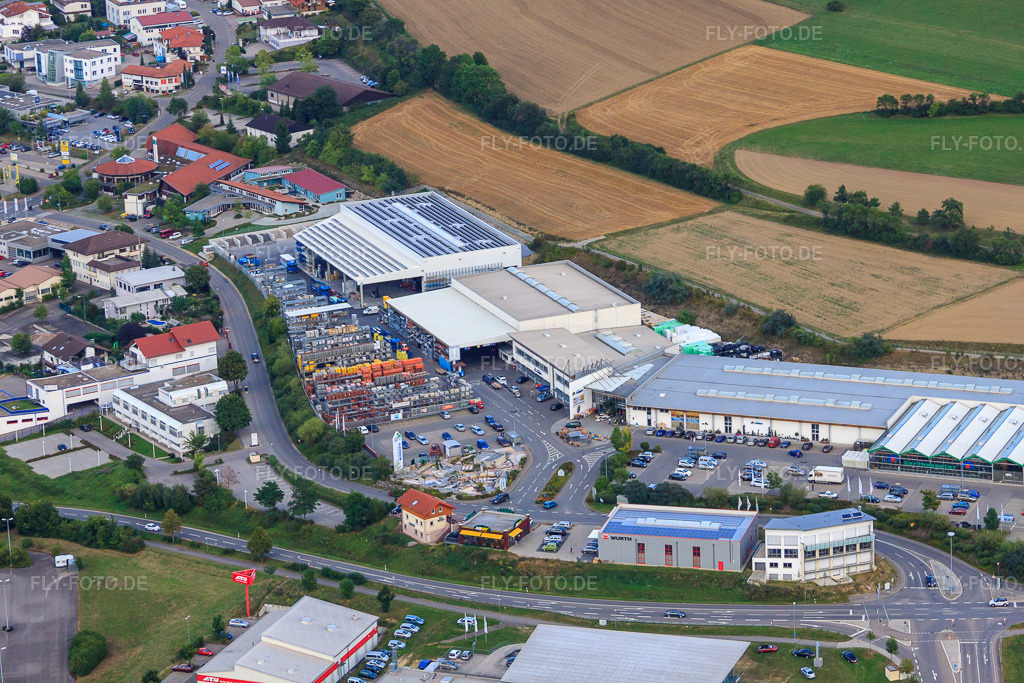 Luftbild: Kömpf Bauzentrum GmbH in Calw im Bundesland Baden-Württemberg in Deutschland. – Foto: IMG_52444.jpg vom 23.08.2012 durch Werner Riehm/FLY-FOTO.de – Auflösung des Originals: 4752 x 3168 px – Kömpf Baustoffhandel GmbH