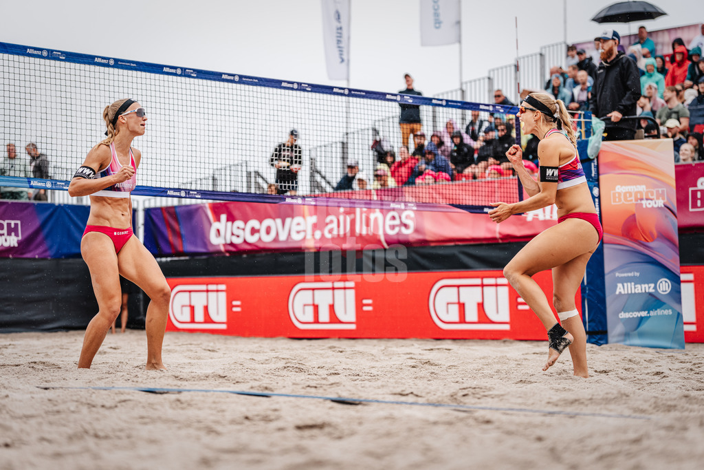 Beachvolleyball | Frauen | Allianz German Beach Tour 2024 | Tourstop Kühlungsborn 2 | 18.08.2024 | v.l. Sandra Ittlinger und Kim van de Velde Jubel