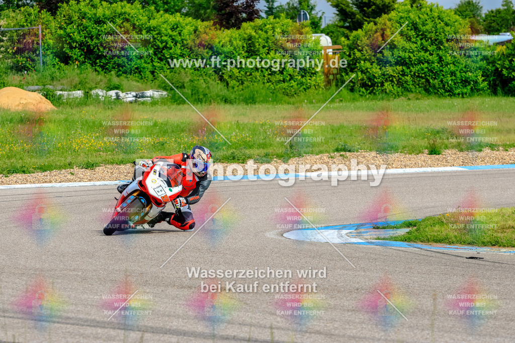 MotoTeam-8641 | Hier findet Ihr Bilder von Touristenfahrten auf der Nürburgring Nordschleife oder von anderen Veranstaltungen die ich besucht habe. Viel Spass beim Durch Schauen 