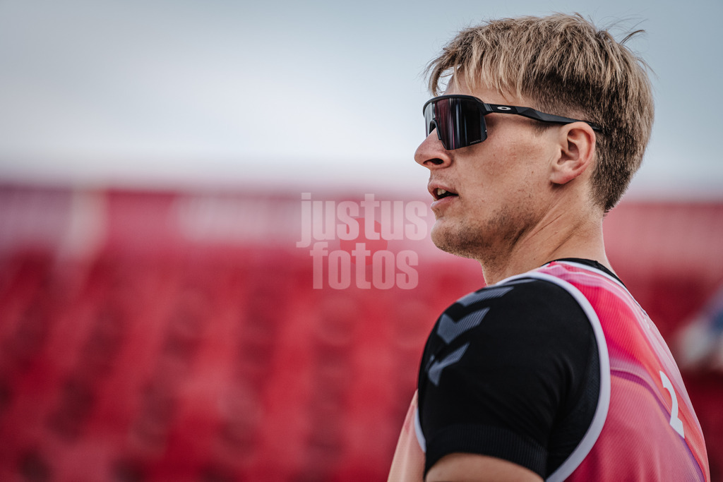 Beachvolleyball | Männer | German Beach Tour 2024 | Tourstop Bremen | 06.06.2024 | Simon Kulzer Portrait