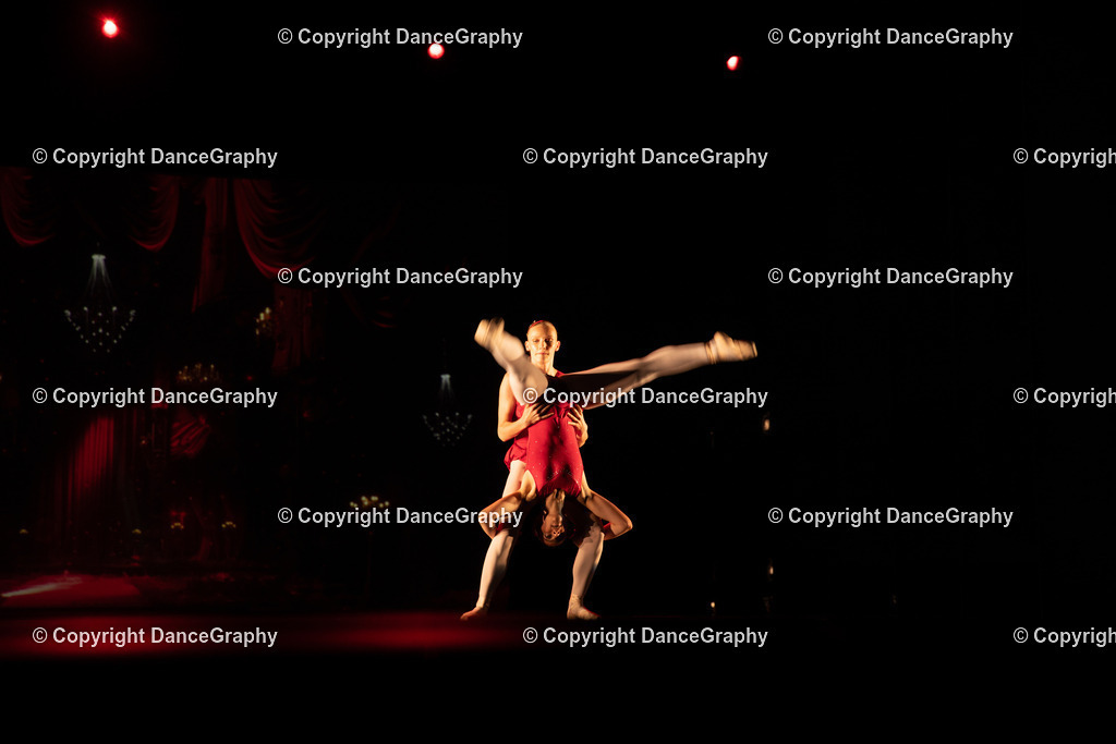 GPHY4285 | DanceGraphy - Realisiert mit Pictrs.com