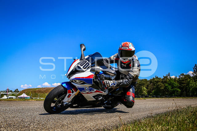 0100-260509DCB-023_100 | Deine Full-Service-Agentur für ✔️Videoproduktionen und ✔️Motorsportfotografie Jetzt Angebot anfragen!