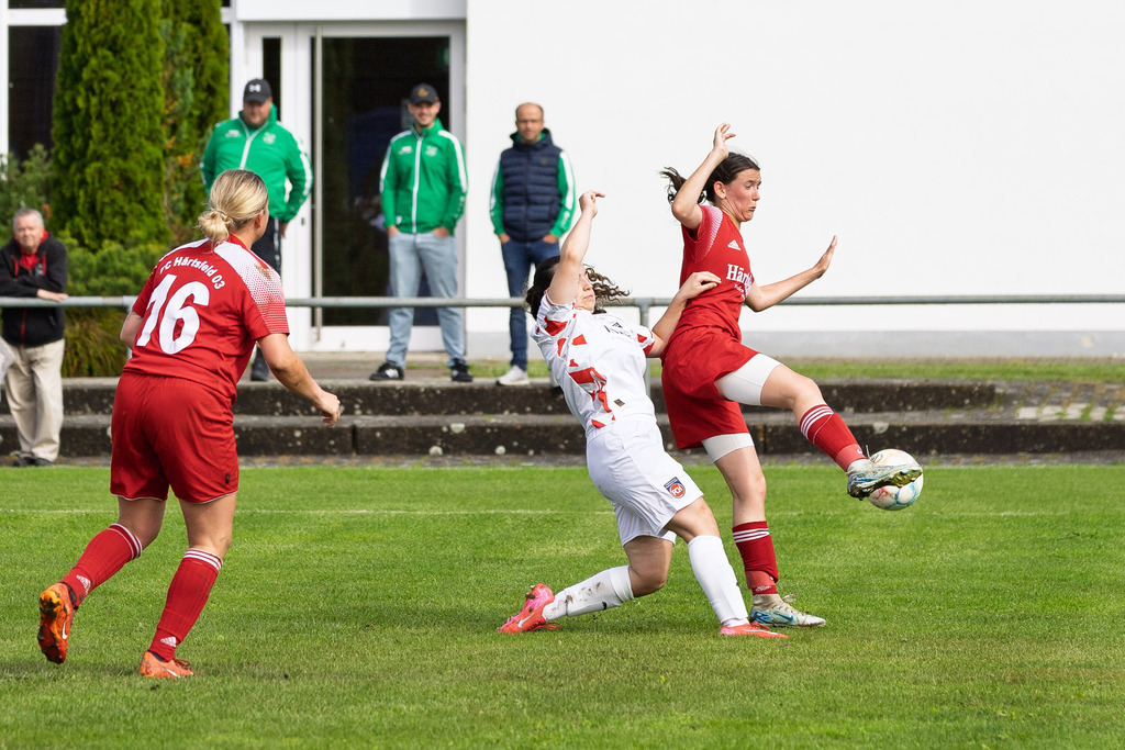 HÄRFCH_250914_8436 | FC Härtsfeld 03 vs. 1.FC Heidenheim 1846 II, Fußball, Frauen, Bezirksliga, 2025/2026, 1. Spieltag, 14.09.2025 in Dischingen(Foto: Michael Bulling) - Realisiert mit Pictrs.com