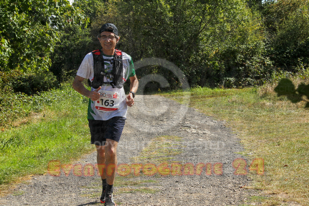 250830_1322_EV4_4219 | Sportfotografie im Rhein-Sieg Kreis, Köln, Bonn, NRW, Rheinland Pfalz, Hessen, etc. Unser Tätigkeitsfeld umfasst den Laufsport vom Volkslauf über den Marathon, Duathlon, Triathon bis zum Ultralauf wie Kölnpfad Ultra oder Schindertrail.