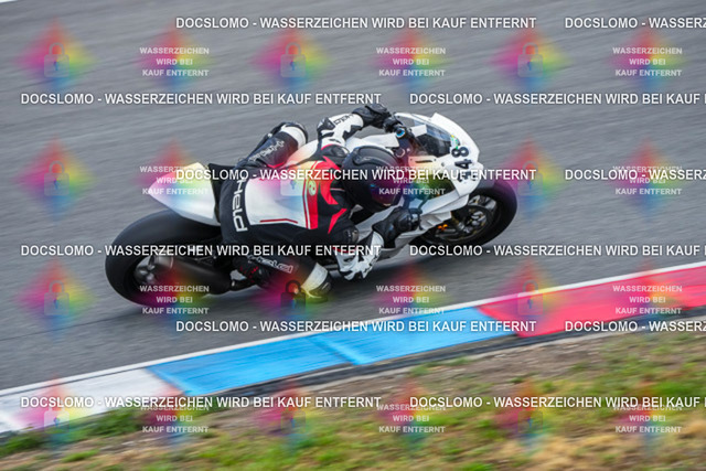 2026_07_24_PBK_15522_LRX | Sportfotografie; SlowMotion; Video; Rennstrecke; Hafeneger; RSE; Speer; Trackday; Motorsportarena; Hockenheimring; Brno; Most; Barcelona; Valencia, Benny; Kaetzmer;