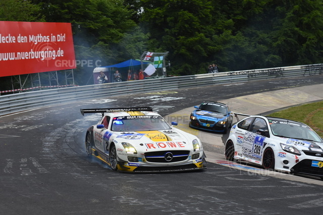 Motorsports / 24 Stunden Nürburgring 2015, Nürburgring-Nordschleife, GER | 24 Stunden Nürburgring 2015, Nürburgring-NordschleifeFoto: Gruppe C GmbH - Realisiert mit Pictrs.com
