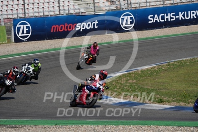 2025_04_29_PBK_24776 | Sportfotografie; SlowMotion; Video; Rennstrecke; Hafeneger; Speer; Racing; RSE; BMW; CBO; Trackday; Motorsportarena; Hockenheimring; Brno; Most; Barcelona; Valencia