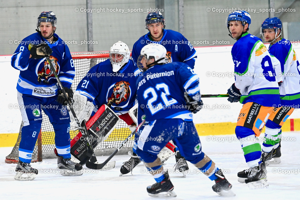  EC Tigers Paternion vs. EC Virgen 8.1.2022 | #8 Ortner Sandro, #21 Lesacher Jürgen, #18 Kampitsch Andreas, #84 Hertscheg Bernhard