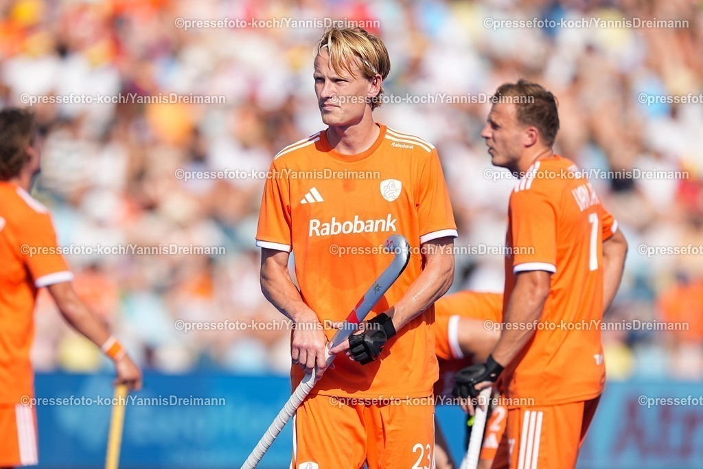 xydrx12082503038 | 12.08.2025, xydrx, Herren EuroHockey Championship 2025, Gruppenphase, Gruppe A, Niederlande - Österreich, Sparkassenpark Mönchengladbach: Joep de Mol (NED #23)