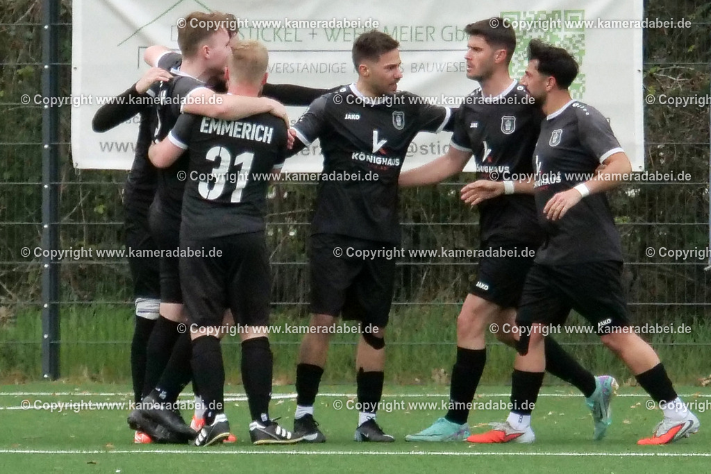Fußball : Kreisliga A : TV Voerde - Rheingold Emmerich am 29.03.2026  in Voerde. | Fußball : Kreisliga A : TV Voerde - Rheingold Emmerich am 29.03.2026  in Voerde. - Realisiert mit Pictrs.com