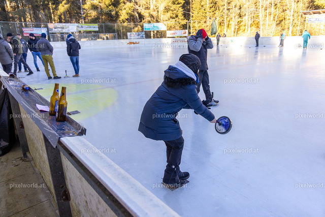 Gemeinde Eisstockturnier Steuerberg | Bildershop von pixelworld.at - Realisiert mit Pictrs.com