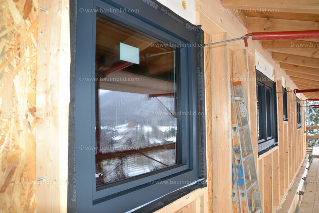 bib-lg14-fenster-0026 | Nach LV-Leistungsgruppen sortierte Detailfotos über den Bau eines Hauses. Alle Hausbau-Bilder direkt vom Urheber und Autor der Website Haus-Selber-Bauen.com