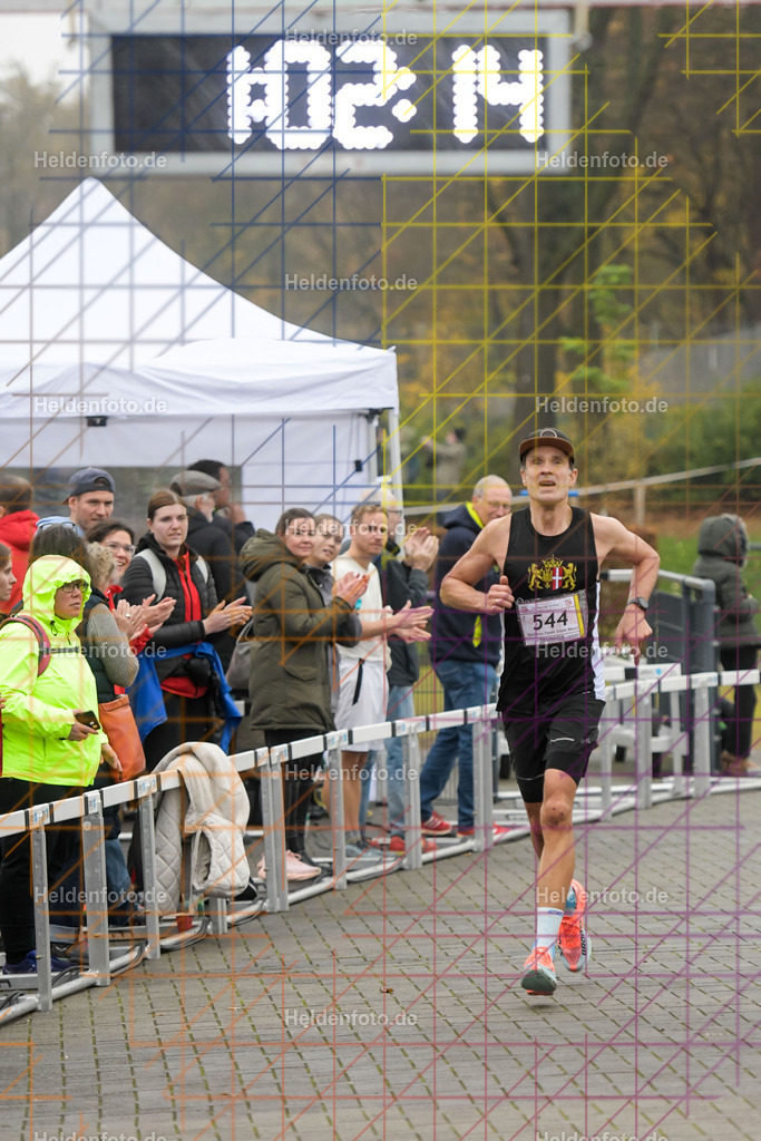 Neusser Erftlauf 2025  | 15km Neusser Erftlauf 2025 Foto: Heldenfoto.de