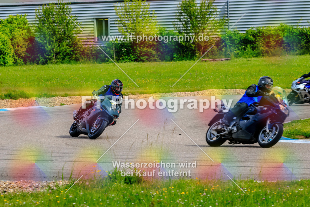 MotoTeam-8974 | Hier findet Ihr Bilder von Touristenfahrten auf der Nürburgring Nordschleife oder von anderen Veranstaltungen die ich besucht habe. Viel Spass beim Durch Schauen 