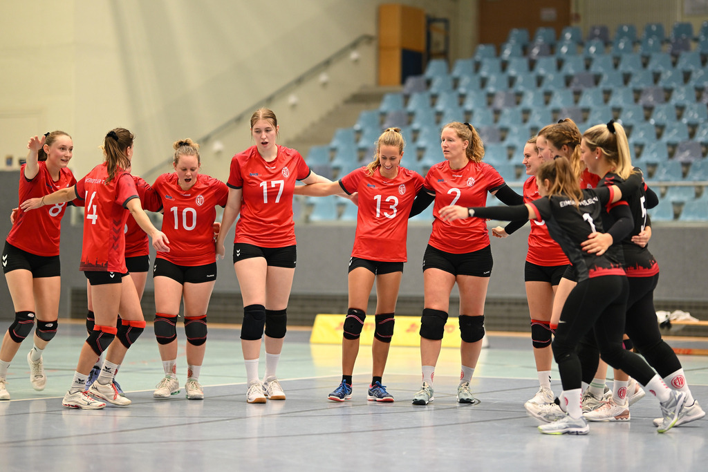 Volleyball I Frauen I Saison 2023-2024 I Dritte Liga Nord I VT Hamburg - Eimsbütteler TV 2 | Der Sportfotograf. - Realisiert mit Pictrs.com