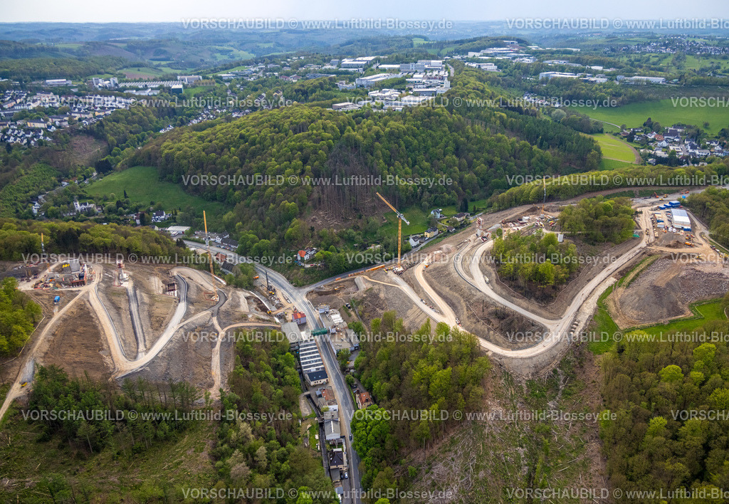 Luedenscheid240502541Rahmede-Bruecke_Autobahn-A45 | Luftbild, Lüdenscheid, Bauarbeiten an der Rahmedetalbrücke an der Autobahn A45, Verkehrsinfrastruktur, die ersten Fundamente der Brückenpfeiler sind erkennbar, Autobahnsperrung, Ruhrgebiet, Nordrhein-Westfalen, Deutschland