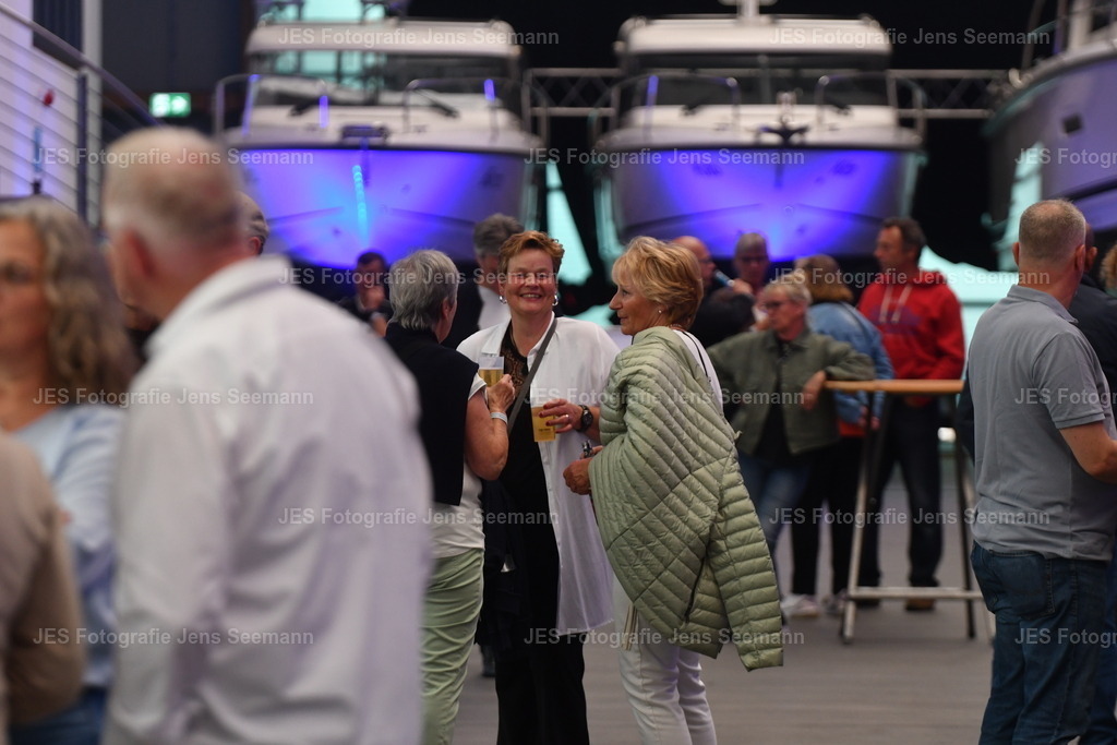 2026_Deborah Lee und the news_One Moment time Whitney Houston__0013 | Fotograf Jens Seemann - Realisiert mit Pictrs.com