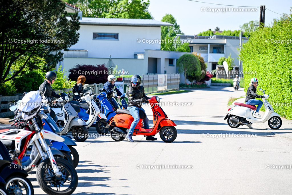 Lets Vespa togehter 2025_ Vespatreffen Neuhofen_ 27.04.2025-46 | 27.04.2025, Neuhofen, Kremsmuenster, AUT, Lets Vespa togehter 2025, Vespatreffen, im Bild Teilnehmer Vespatreffen, Motorsport Stadler©Copyright: Harald Dostal / fodo.media   Alle Bilder honorarfrei