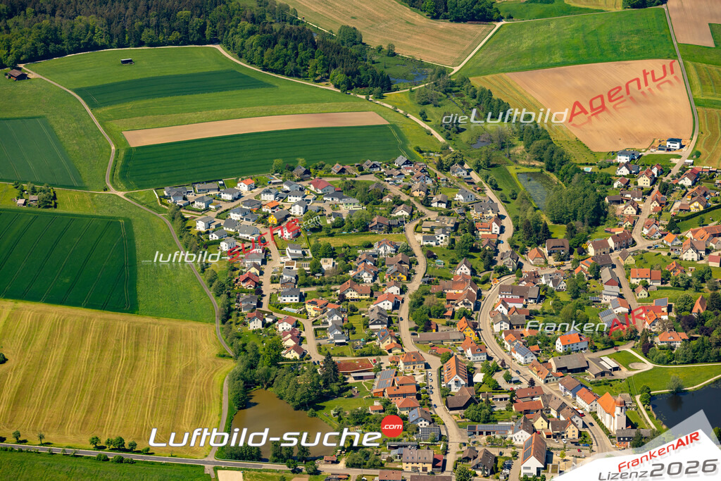 Das Luftbild zeigt : Bösenlustnau Wört - Die Luftaufnahme wurde 2024 vom UL-Flugzeug aus erstellt ( keine Drohne ) - Hochauflösende Luftaufnahme - Für grossformatige Ausdrucke geeignet. Die Geschenkidee !Mit Lizenz und Bildrechte bestellbar