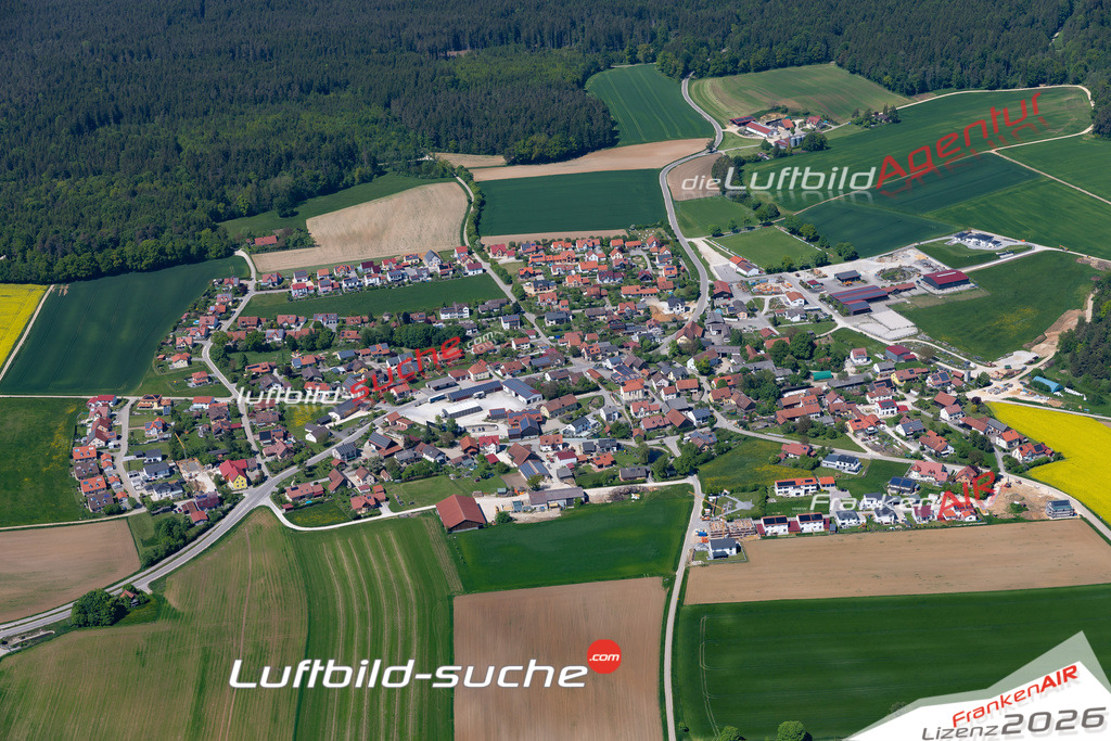 Das Luftbild der Stadt Brunn wurde 2021 vom Flugzeug heraus erstellt (keine Drohne) Aufnahmehöhe ca.450 Meter- hohe Bildauflösung und Druck-Qualität garantiert!