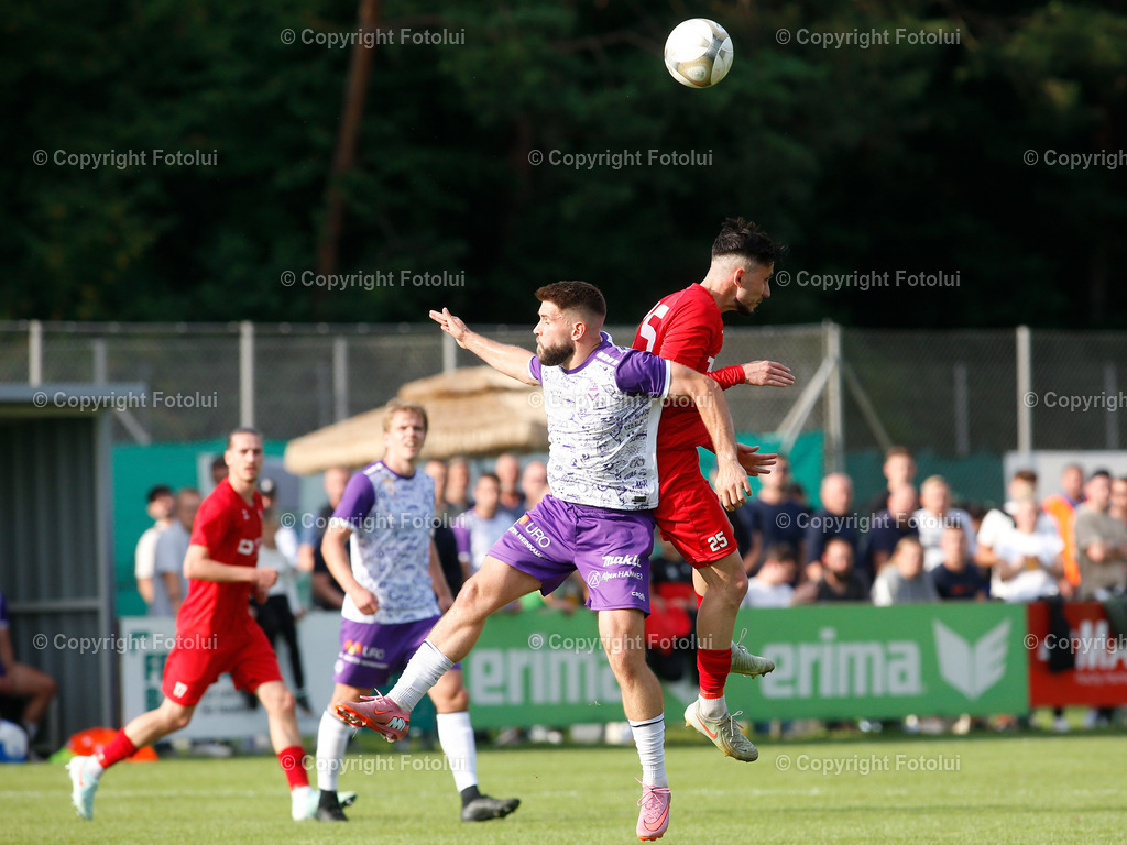 A_LUI_26072025_39 | SPORT,FUSSBALL,UNIQA OEFB CUP 1.RUNDE   26.07.2025 ASKOE OEDT-AUSTRIA SALZBURG IM BILD: BELMIN CIRKIC   (OEDT) UND MARINKO SORDA (SALZBURG) FOTO:FOTOLUI