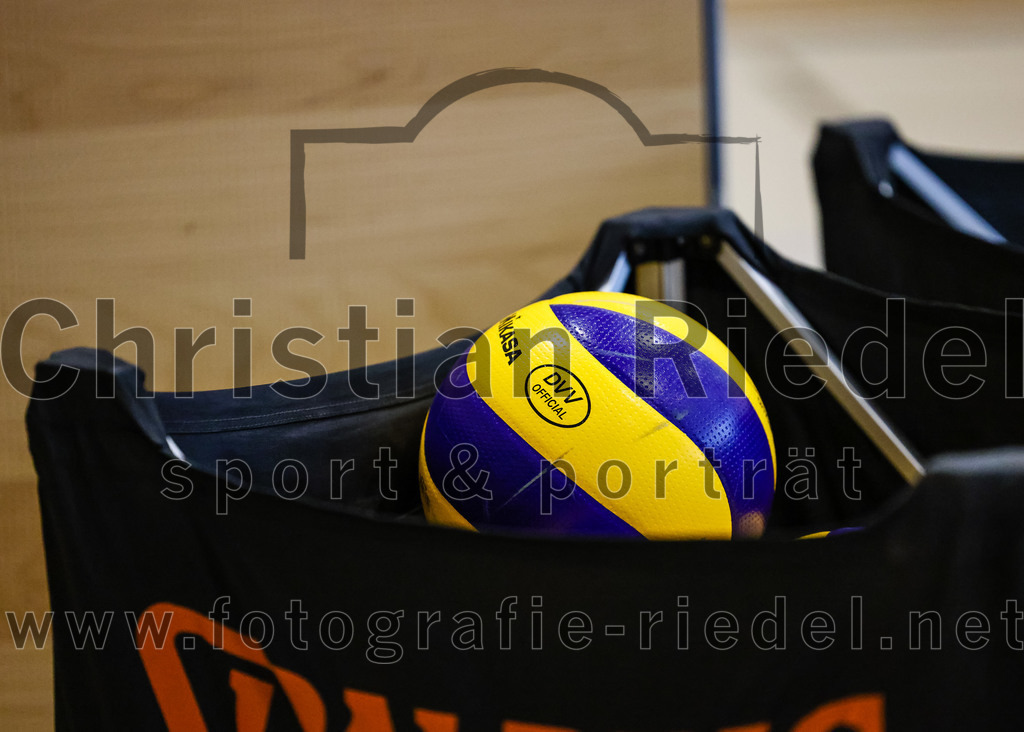 2021-11-27_022_TuS_Oberding_II_gegen_MTV_1881_Ingolstadt_III | Oberding, Deutschland, 27.11.2021:
Volleyball, Kreisliga 2021 / 2022, 5. Spieltag, TuS Oberding II gegen MTV 1881 Ingolstadt III, Endergebnis: 3:2

Foto: Christian Riedel / fotografie-riedel.net