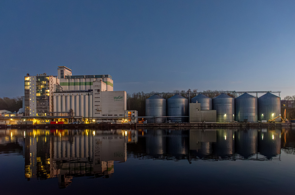 ABC_7511-Verbessert-RR | Entdecken Sie hochwertigen Fotodruck auf Leinwand, Acrylglas, Alu-Dibond und weiteren Materialien bei Fotodruck Online. Gestalten Sie individuelle Wandbilder in bester Qualität – ideal für besondere Erinnerungen und stilvolle Dekorationen. 