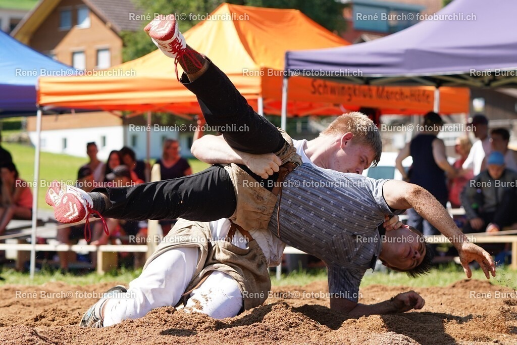 20 | René Burch leidenschaftlicher Fotograf aus Kerns in Obwalden.  Hier finden sie Sport, Landschaft und Natur Fotografie.
 - Realisiert mit Pictrs.com