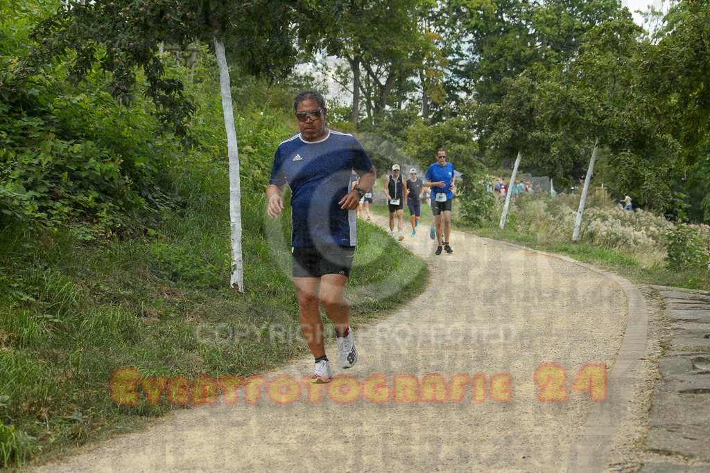 250824_1349_EX1_3856 | Sportfotografie im Rhein-Sieg Kreis, Köln, Bonn, NRW, Rheinland Pfalz, Hessen, etc. Unser Tätigkeitsfeld umfasst den Laufsport vom Volkslauf über den Marathon, Duathlon, Triathon bis zum Ultralauf wie Kölnpfad Ultra oder Schindertrail.