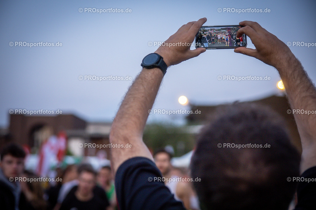 21. ASV Nachtlauf; Koeln, 08.05.24 | Impressionen vom 21. ASV Nachtlauf am 08.05.24 am Tanzbrunnen in Koeln. Foto: BEAUTIFUL SPORTS/Axel Kohring