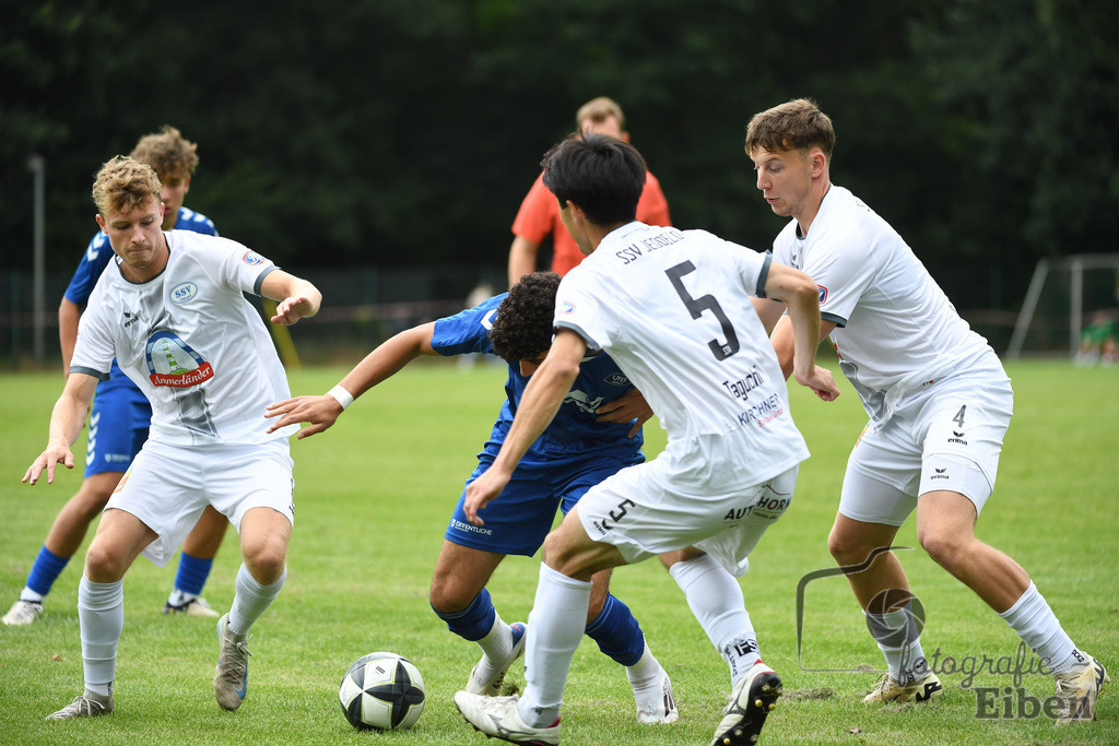 Sport-Duwe Cup | Sport-Duwe Cup Oldenburg; SSV Jeddenloh (weiß)-VFB Oldenburg (blau) am 05.07.2025 in Oldenburg (Sportanlage TuS Eversten), Photo: Philip Eiben 2025 - Realisiert mit Pictrs.com