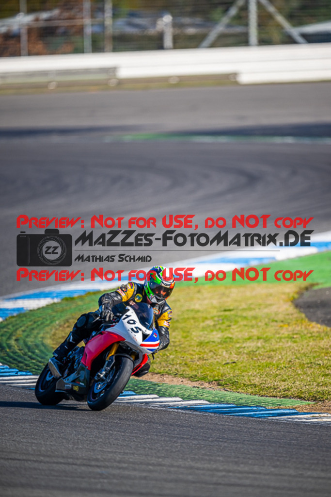 MaZZes_FotoMatrix_230410_1026 | ROT