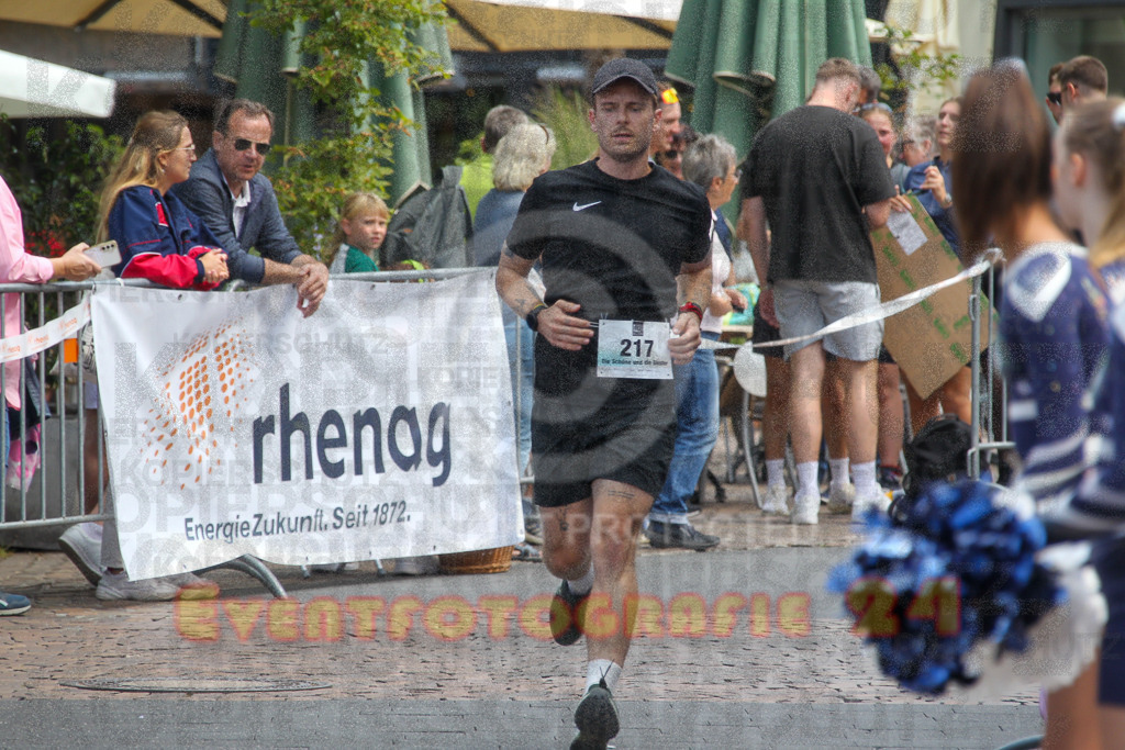 250824_1314_EV4_0008 | Sportfotografie im Rhein-Sieg Kreis, Köln, Bonn, NRW, Rheinland Pfalz, Hessen, etc. Unser Tätigkeitsfeld umfasst den Laufsport vom Volkslauf über den Marathon, Duathlon, Triathon bis zum Ultralauf wie Kölnpfad Ultra oder Schindertrail.