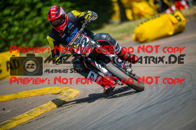 MaZZes_FotoMatrix_230609_1137 | UE40