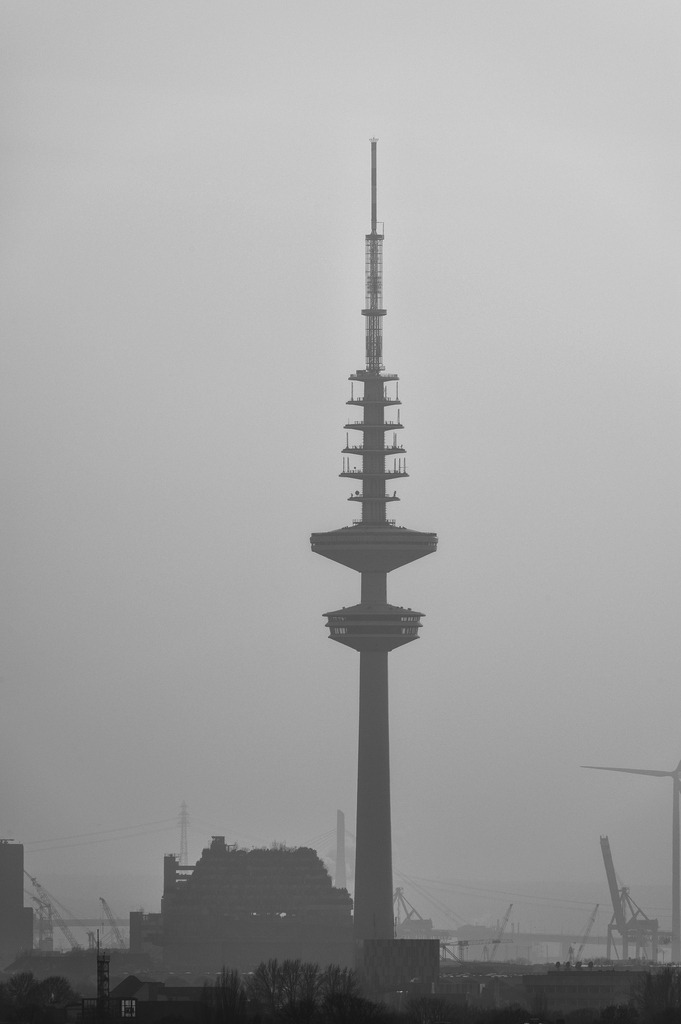 2025_02_09_HH-CITY NORD+STADTPARK_MCP5461 sw | Hochwertig gedruckte Fotografien für die Wand, als Kalender und zum Verschenken. Hamburg & Norddeutschland und überall wo ich mit der Kamera unterwegs war.