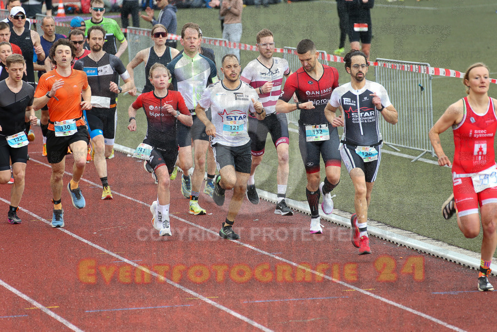 250413_1050_EX1_0021 | Sportfotografie im Rhein-Sieg Kreis, Köln, Bonn, NRW, Rheinland Pfalz, Hessen, etc. Unser Tätigkeitsfeld umfasst den Laufsport vom Volkslauf über den Marathon, Duathlon, Triathon bis zum Ultralauf wie Kölnpfad Ultra oder Schindertrail.