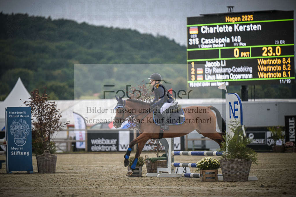 DOS_0669 | Entdecke hochwertige Reitturnierfotos von Foto Oger. Professionell, emotional und authentisch – jetzt Lieblingsmomente im Shop bestellen.Deutschlandweite Turnierfotografie. - Realisiert mit Pictrs.com