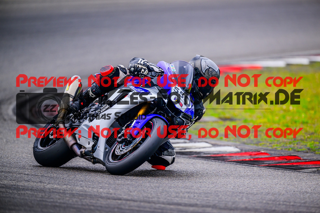 MaZZes_FotoMatrix_240717_6007705_4172 | ROT