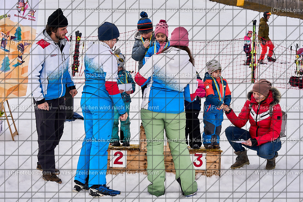 ALP6557_Schischule Haginger_Siegerehrung_Skikindergarten Anna-Lisa | (C)FotoLois.com, Alois Spandl. Schischule Haginger, Semesterkurs-Abschlusstag mit Rennlaufbewerb, Fr 9. Februar 2024.