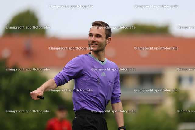 Fußball I Junioren I Kreispokal Lübeck I Finale I JSG Concordia Lübeck - TSV Siems I 09.06.2025.055 | Lukas Klingelhöfer (Schiedsrichter) - Realisiert mit Pictrs.com