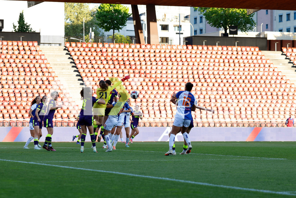 GC Zürich vs FC Zürich - AXA Women’s Super League Playoffs - Stadion Letzigrund | RIANA GMÜR of FC Zürich during the AXA Women’s Super League Playoffs quarter-final second leg between GC Zürich and FC Zürich at Stadion Letzigrund, Zurich, Switzerland. - Realisiert mit Pictrs.com
